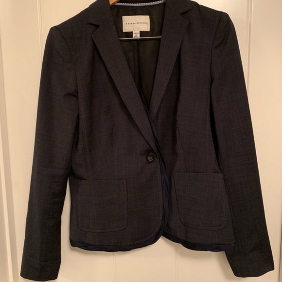 Banana Republic Charcoal-Grey Four Piece Suit 14